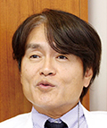 田山慶一郎 院長/心臓血管外科部長