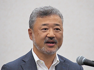 渡邉隆史 氏（常務執行役員営業本部長）